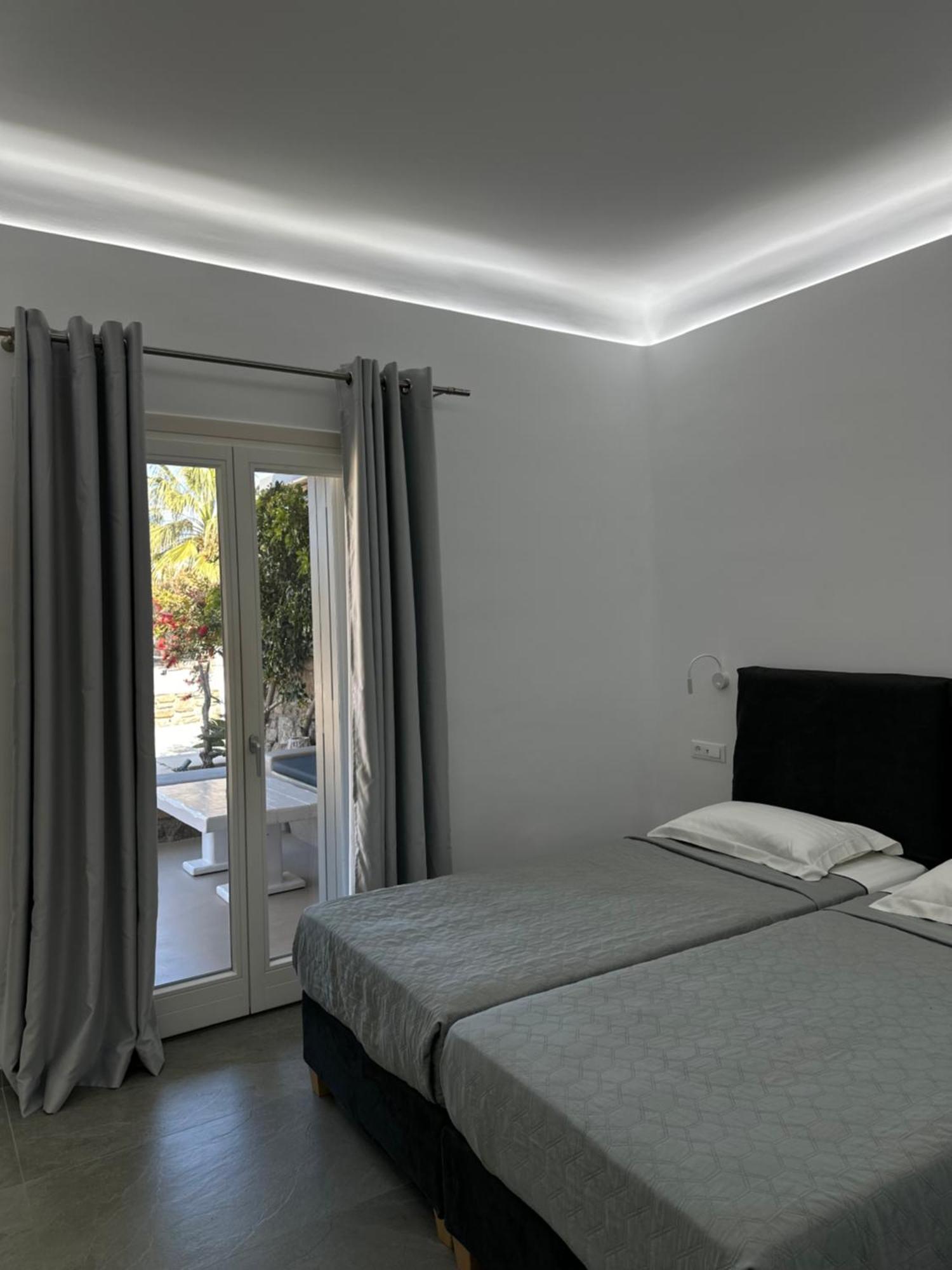 Ac Village Christoulis Mykonos Town Екстериор снимка